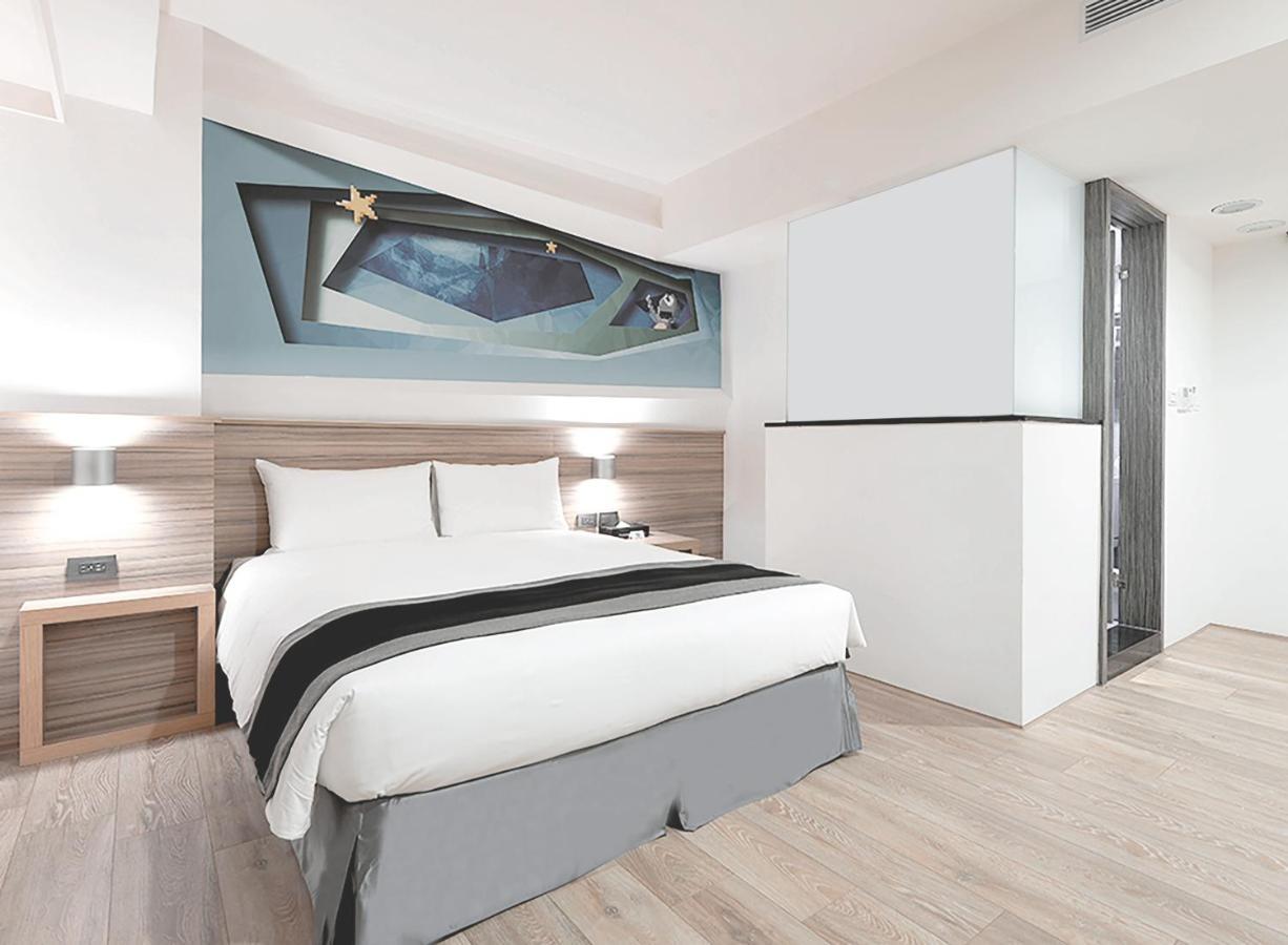 Trans Inn Taichung Dış mekan fotoğraf