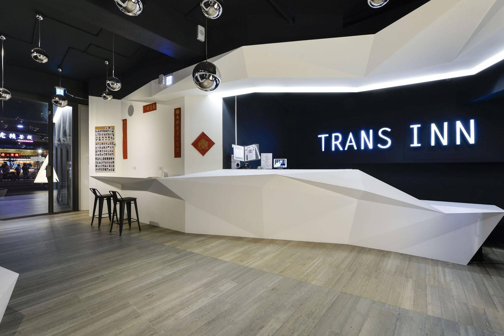 Trans Inn Taichung Dış mekan fotoğraf